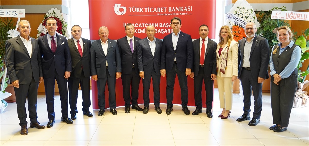 Türk Ticaret Bankası, bankanın Denizli şubesini Denizli İhracatçılar Birliği (DENİB) Hizmet...