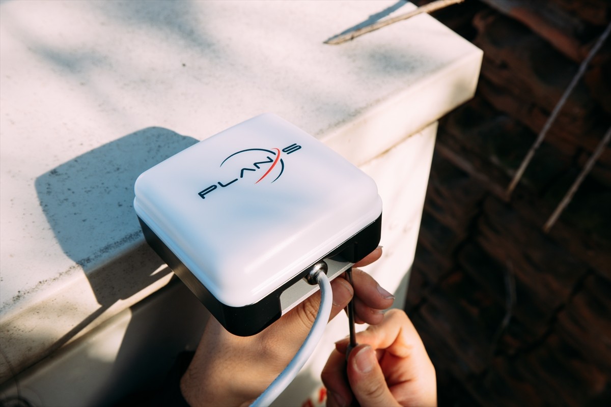 Türkiye'nin ilk ve tek "yakın dünya yörüngesi" (LEO) takım uydularını üreten ve bugüne kadar 17...