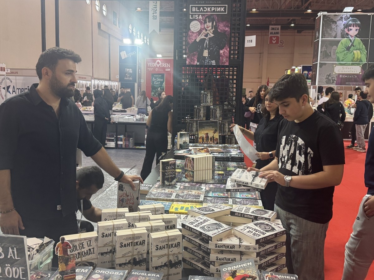 TÜYAP Fuarlar Yapım AŞ ve Türkiye Yayıncılar Birliği tarafından düzenlenen "Karadeniz 10. Kitap...