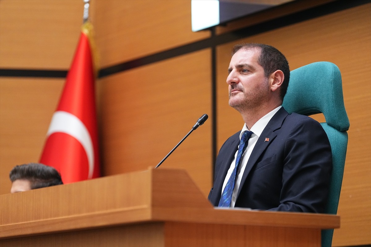 Üsküdar Belediye Meclisinin eylül ayı toplantılarının ikinci oturumu, Meclis 1. Başkanvekili Ali...