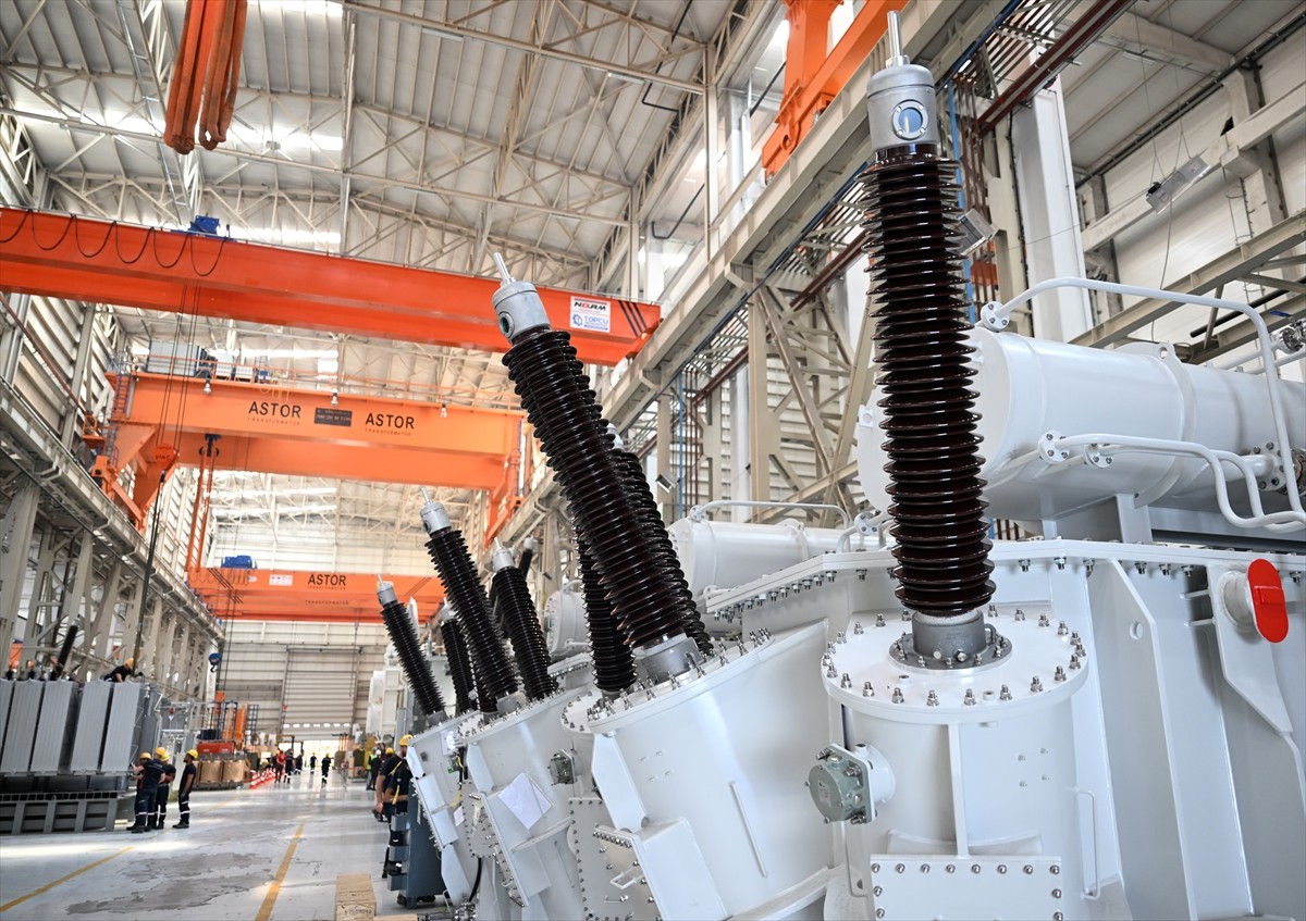 Yapay zeka veri merkezleri dolayısıyla enerji sektöründe artan talep nedeniyle elektromanyetik...