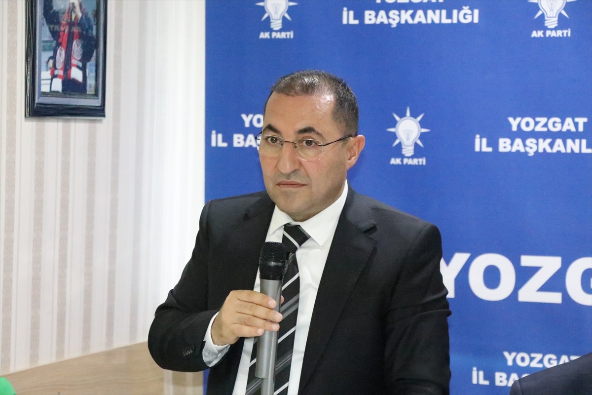 Yozgat'ta yeşil dönüşüm ve iklim farkındalığı programı yapıldı. AK Parti İl Başkanlığında...