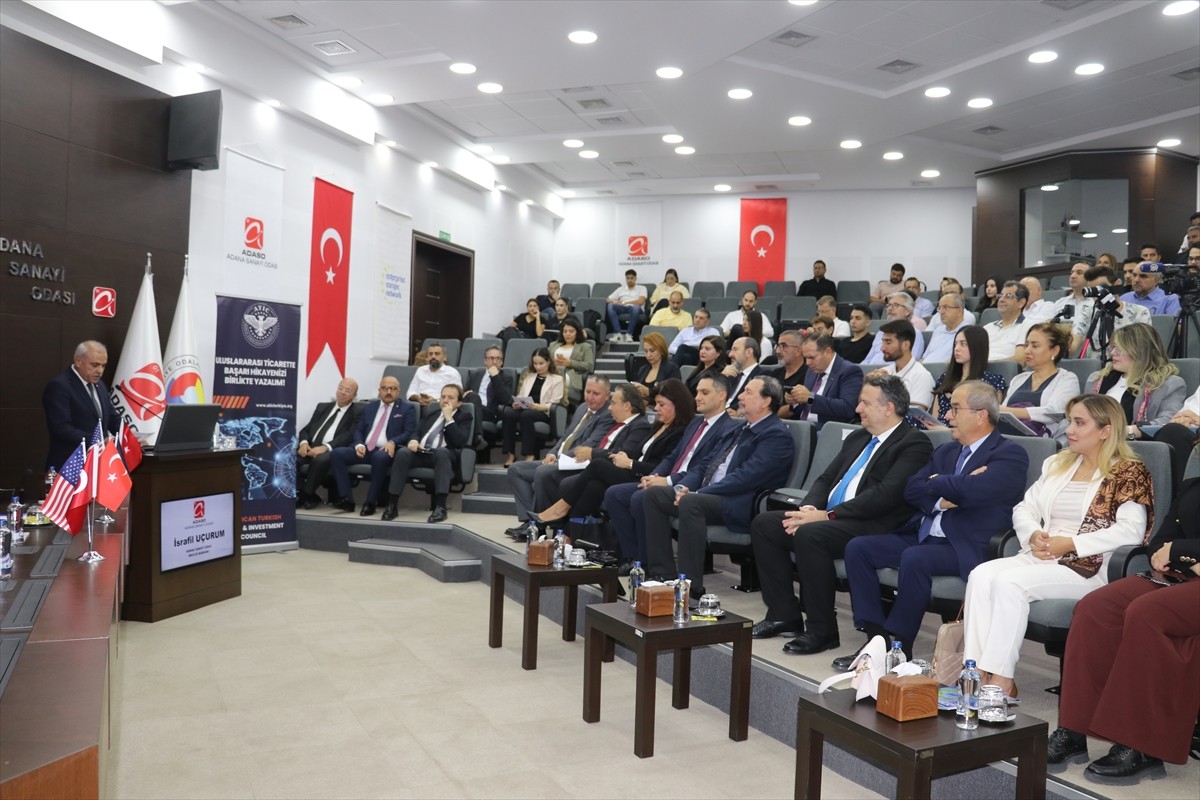 Adana'da, "Adana'dan Dünyaya: Türkiye-ABD Ticaret ve Yatırım Köprüsü" toplantısı yapıldı. Adana...