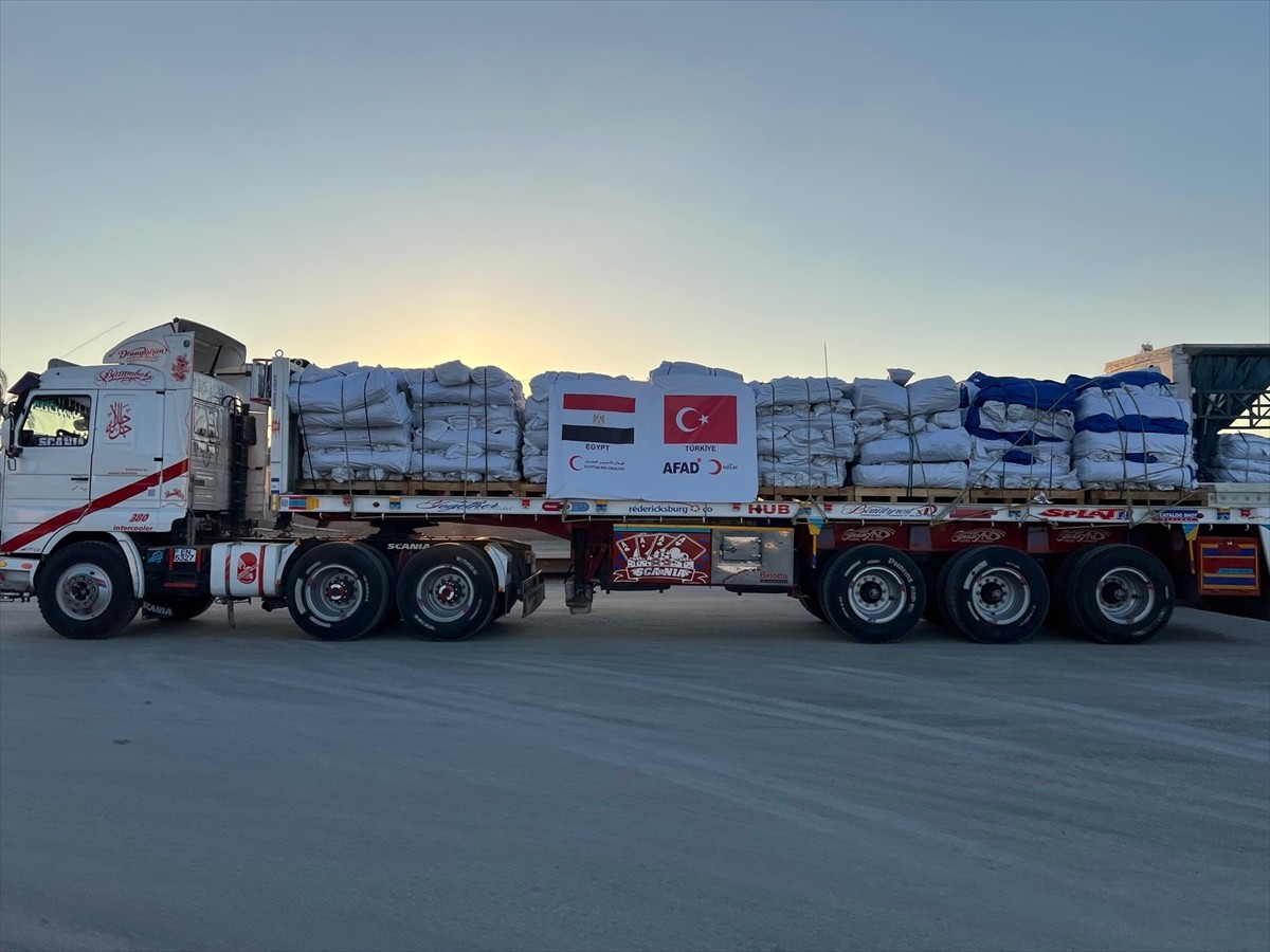 Afet ve Acil Durum Yönetimi Başkanlığı (AFAD) tarafından, Gazze'ye yönelik yardımlara ilişkin, 27...