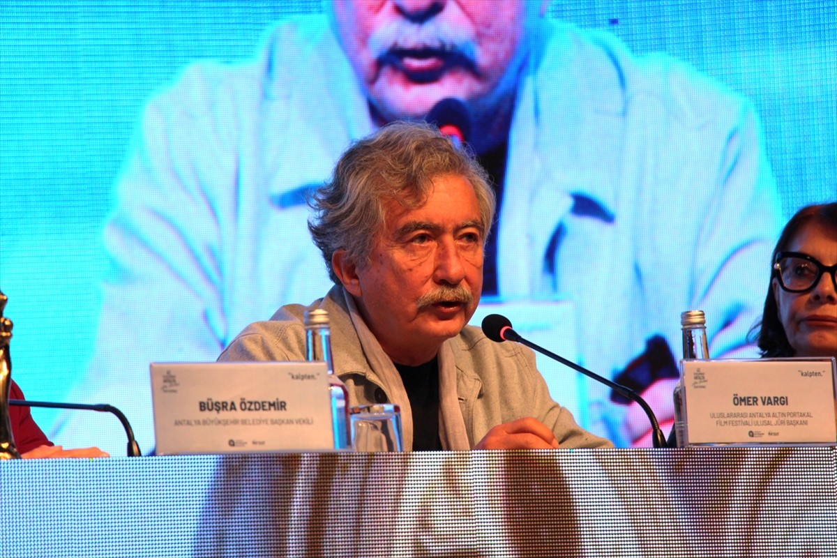 Antalya'nın kültürel kimliğinin simgesi Uluslararası Antalya Altın Portakal Film Festivali'nin...