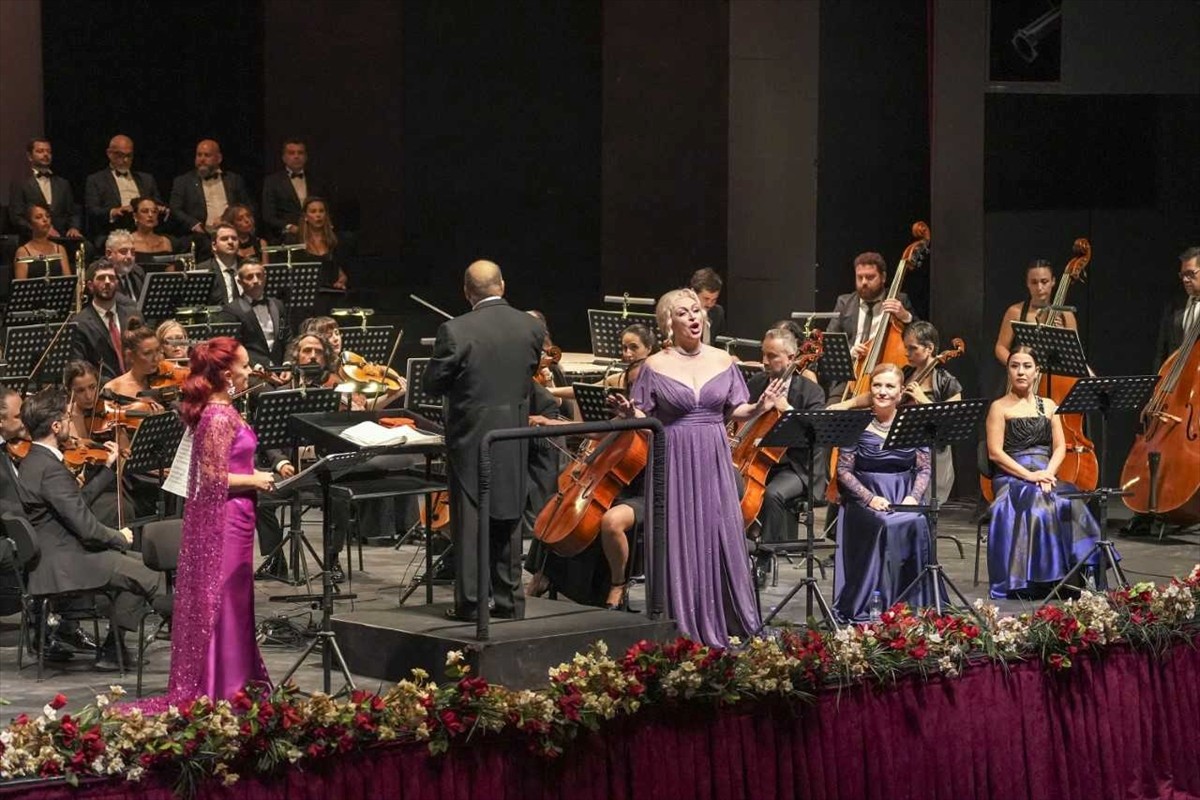 Antalya Devlet Opera ve Balesi (DOB), 2025-2026 sanat sezonunun ilk prömiyerini, Pyotr İlyiç...