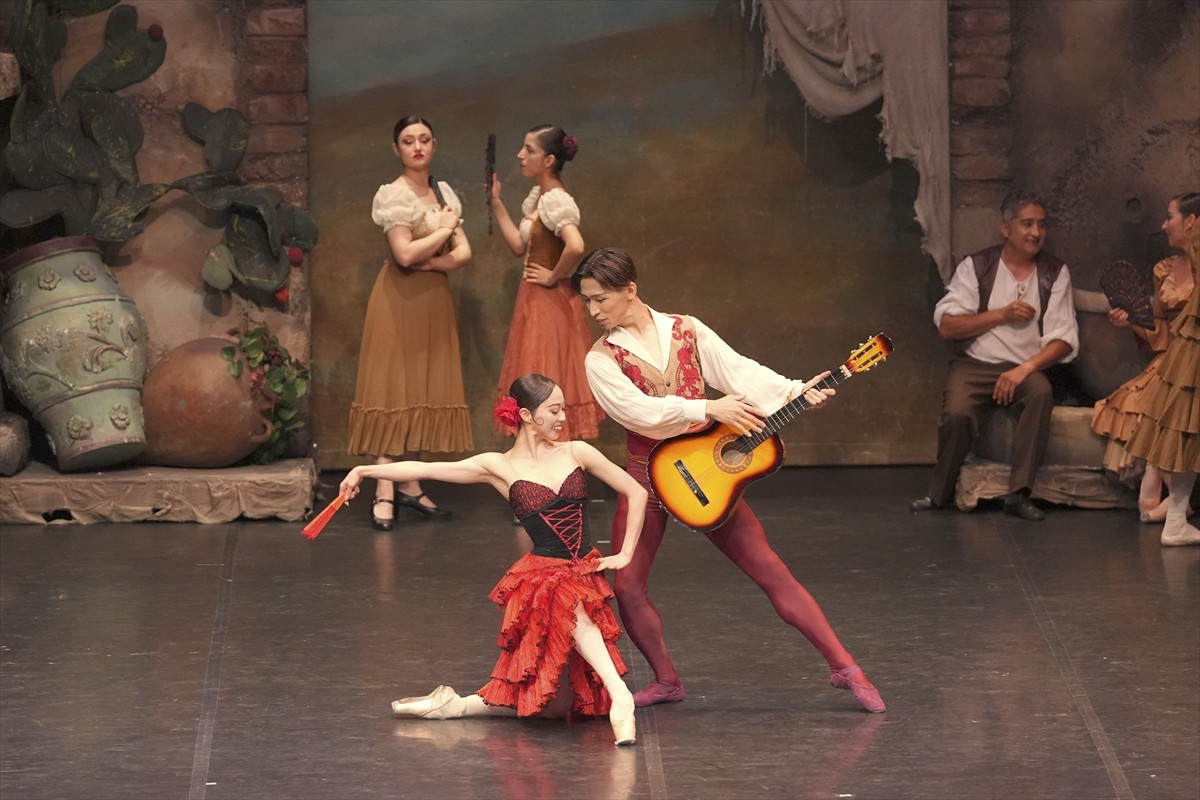 Antalya Devlet Opera ve Balesi (DOB), Miguel de Cervantes'in dünya edebiyatına kazandırdığı...