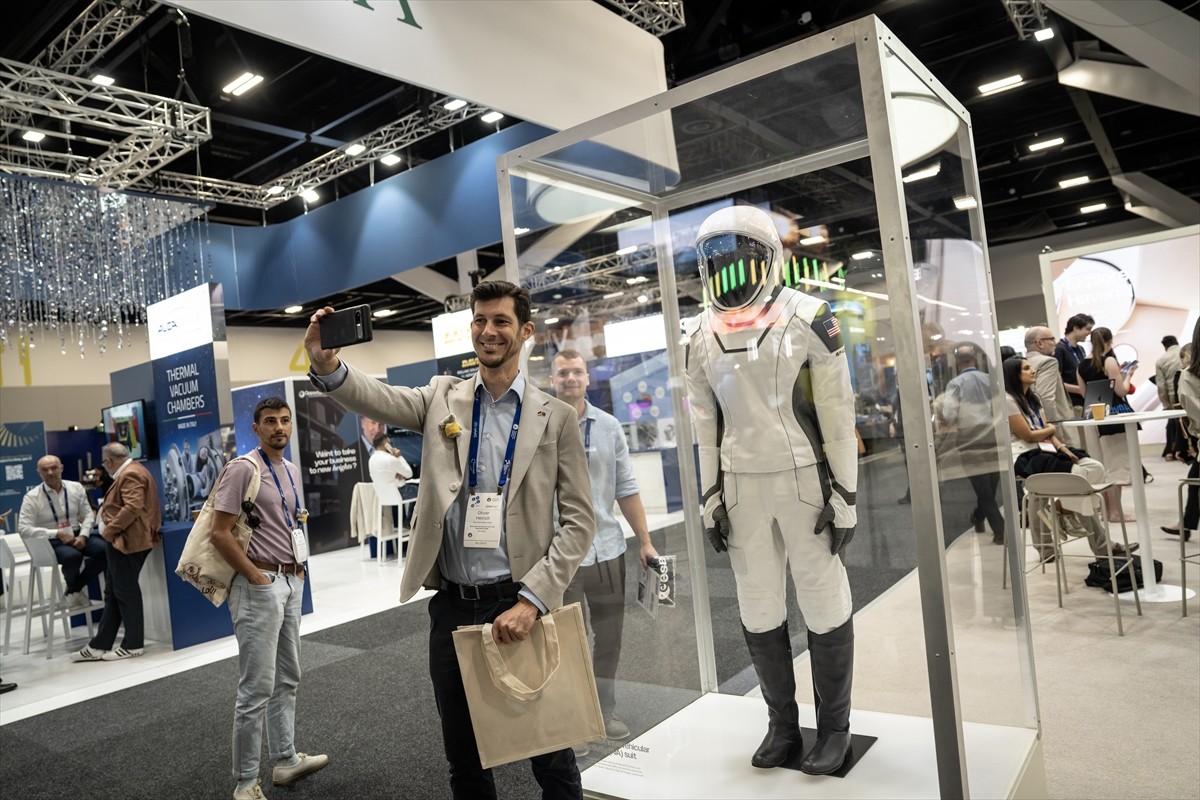 Avustralya'nın Sydney kentinde düzenlenen 76. Uluslararası Uzay Kongresi (IAC 2025), Türkiye'nin...