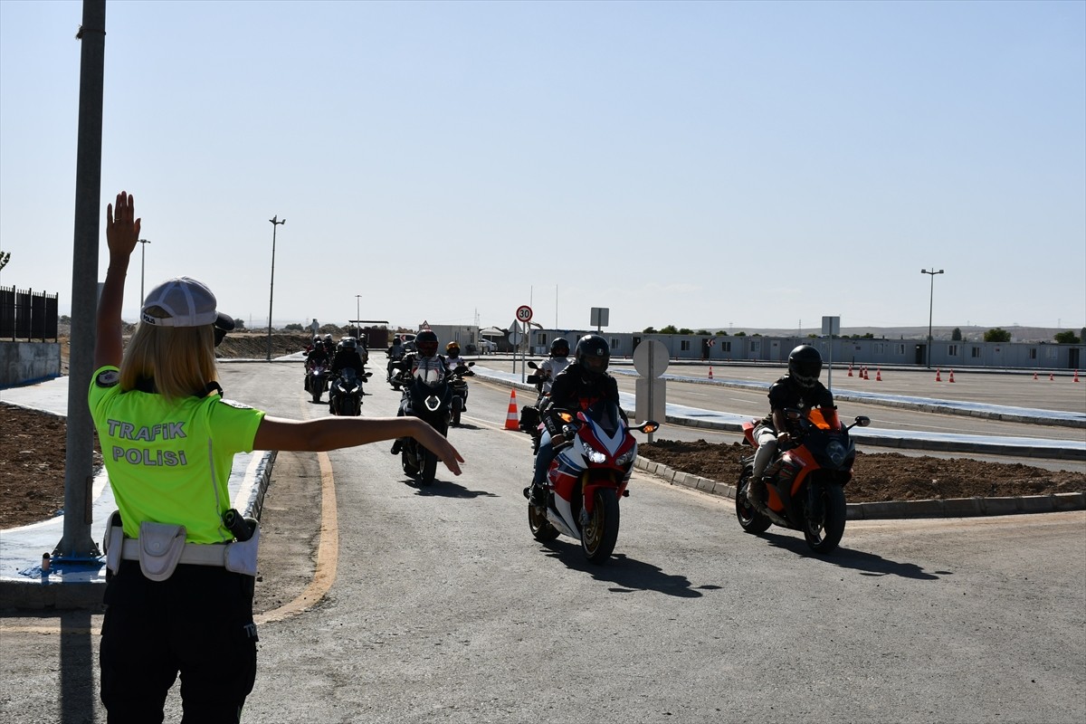 Batman'da trafik kazalarının önüne geçebilmek ve motosiklet sürücülerinde farkındalık oluşturmak...