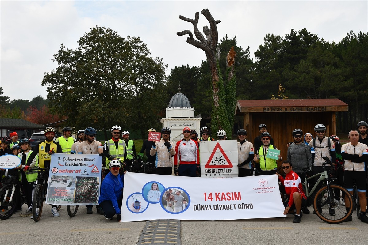 Bilecik'te bu yıl 2'ncisi düzenlenen Çukurören Biberi Bisiklet Turu başladı.