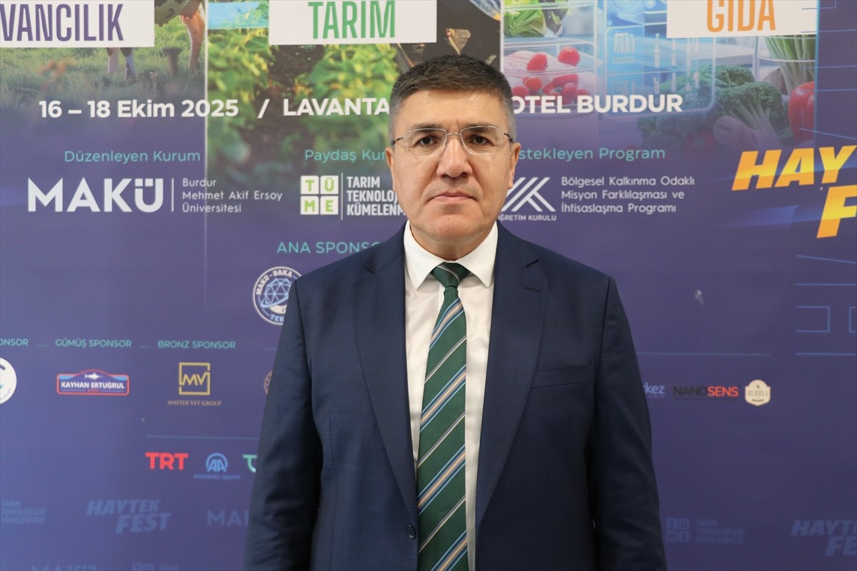 Burdur'da Mehmet Akif Ersoy Üniversitesi (MAKÜ) ev sahipliğinde bu yıl ikincisi düzenlenen...