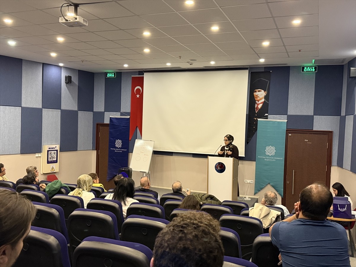 Burdur Mehmet Akif Ersoy Üniversitesi'nde (MAKÜ) "1. Mantık ve Matematik Çalıştayı"...