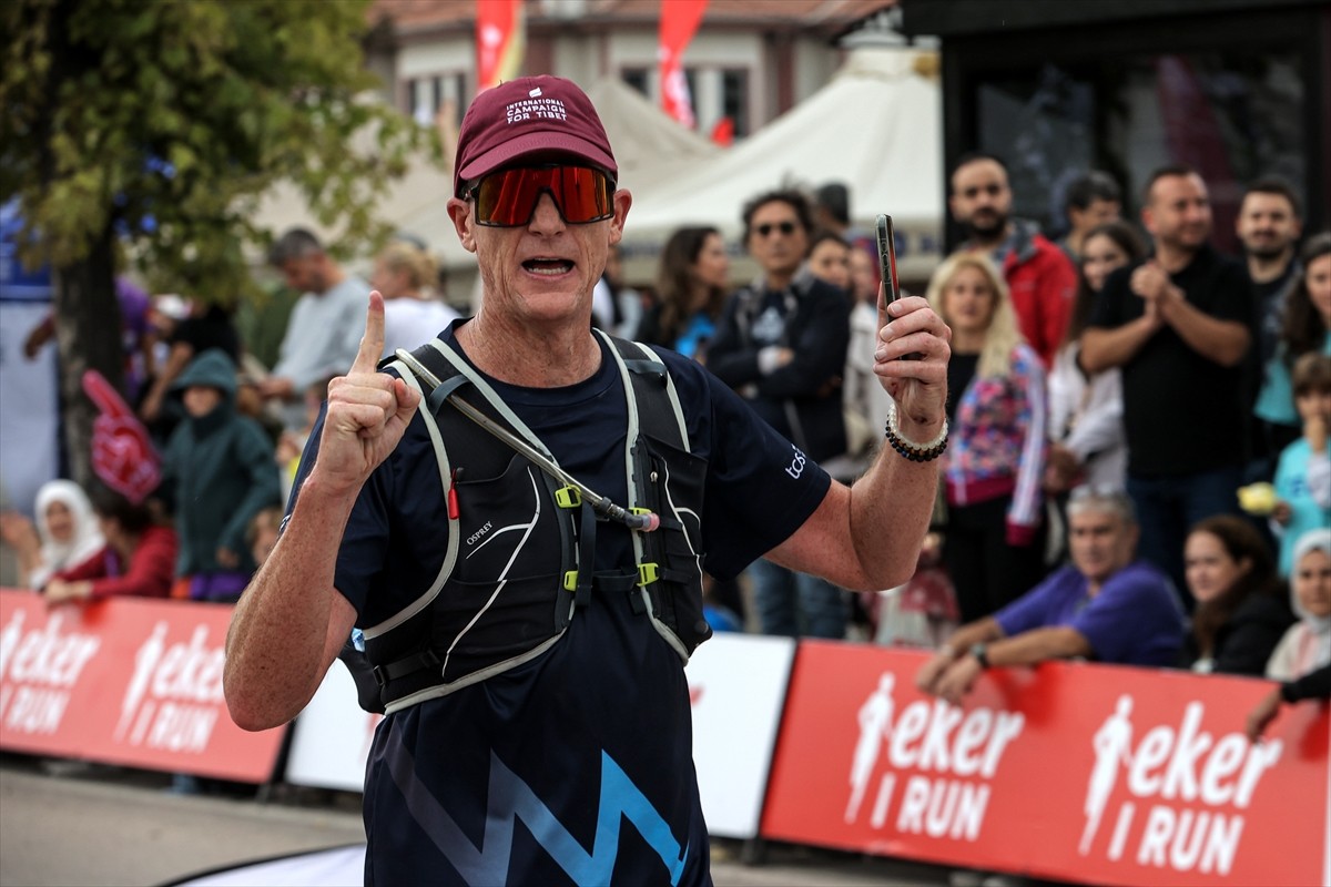 Bursa'da 12'ncisi düzenlenen "Eker I Run Koşusu", 4 bin sporcunun katılımıyla gerçekleştirildi....