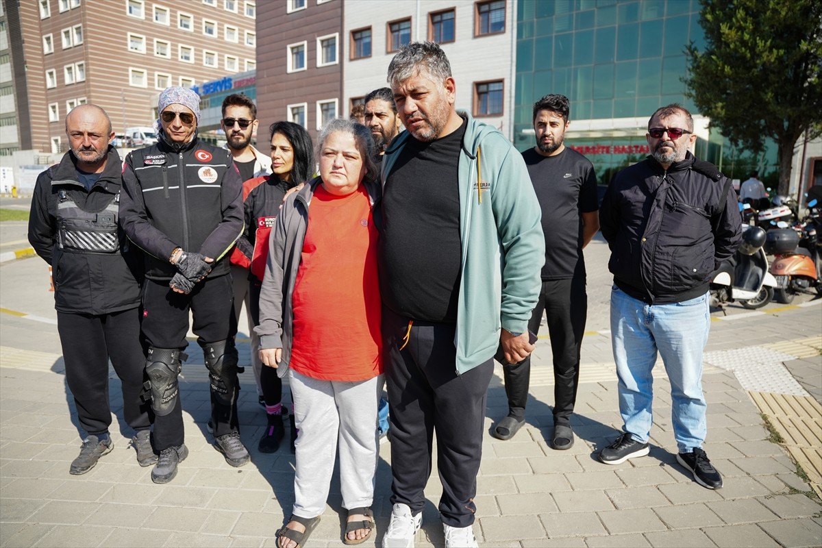 Çanakkale'nin Biga ilçesinde bir lisede çıkan kavgada aldığı darbe sonucu ağır yaralanan 9. sınıf...