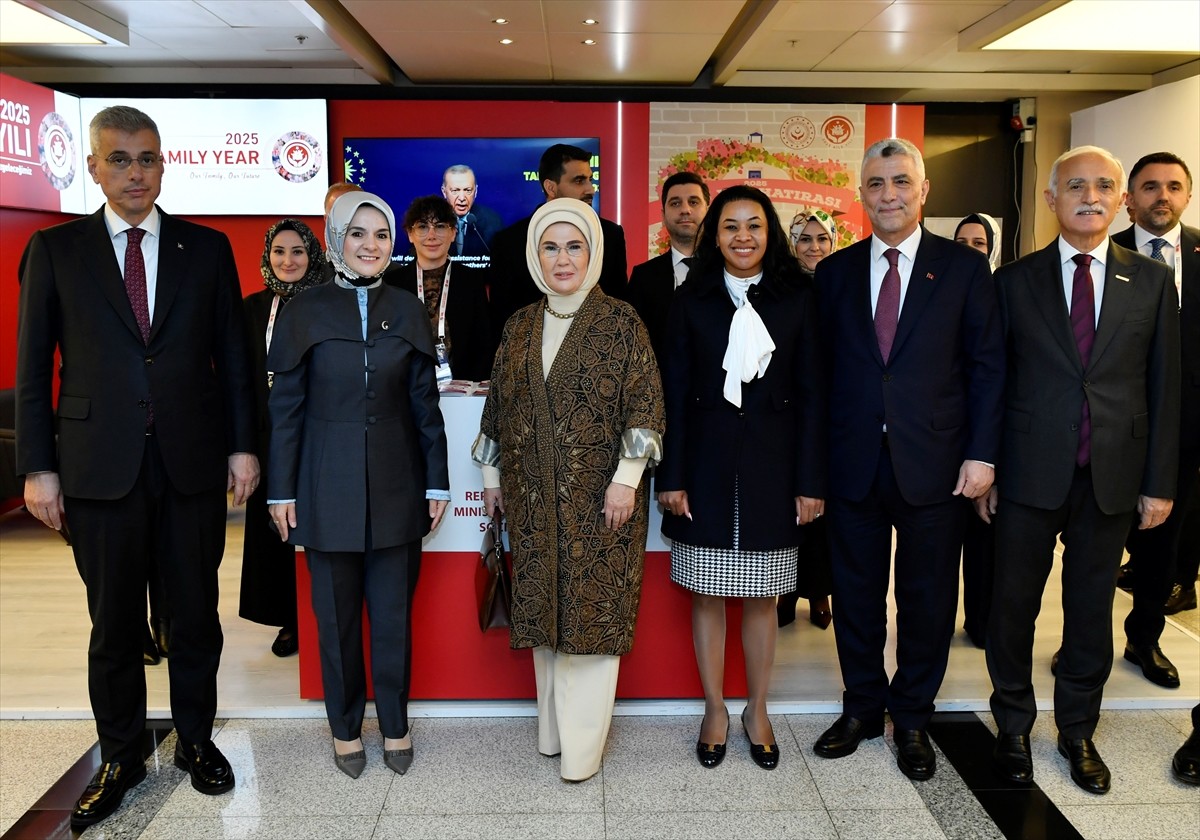 Cumhurbaşkanı Recep Tayyip Erdoğan'ın eşi Emine Erdoğan, Ticaret Bakanlığı ev sahipliğinde, Afrika...