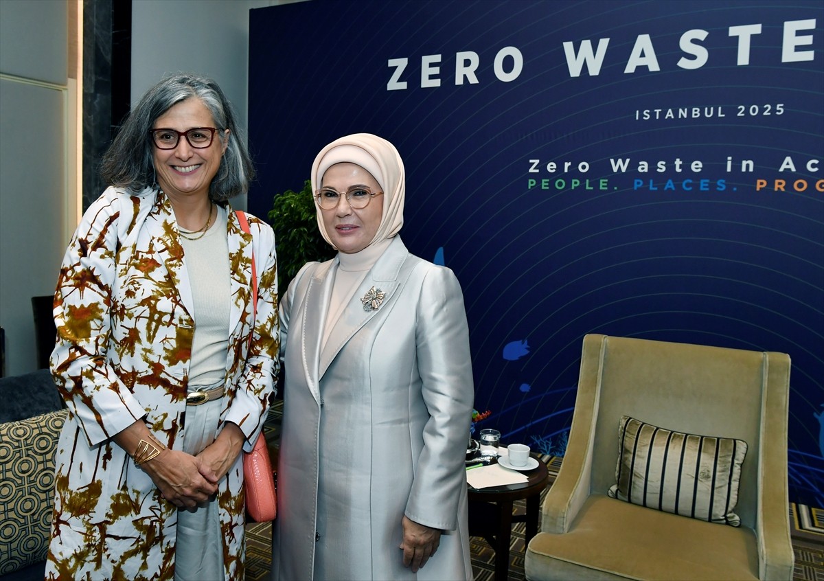 Cumhurbaşkanı Recep Tayyip Erdoğan'ın eşi ve Sıfır Atık Vakfı Onursal Başkanı Emine Erdoğan...