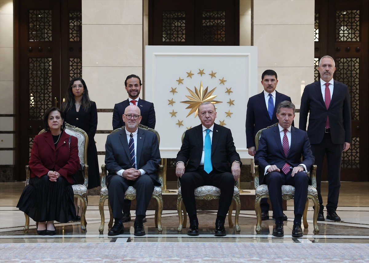 Cumhurbaşkanı Recep Tayyip Erdoğan, Meksika, Mısır, Sri Lanka ve Litvanya büyükelçilerini kabul...