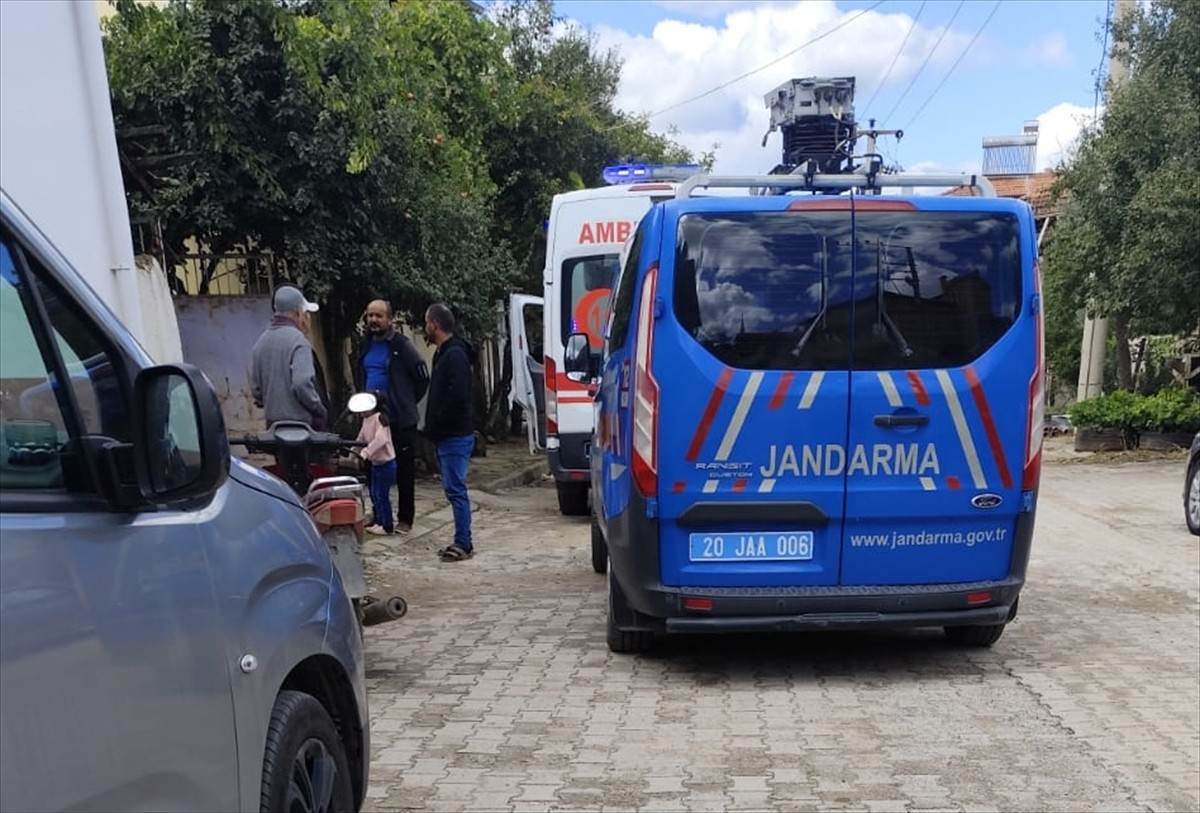 Denizli'nin Acıpayam ilçesinde, sobadan sızan karbonmonoksit gazından zehirlenen anne ve kızı...