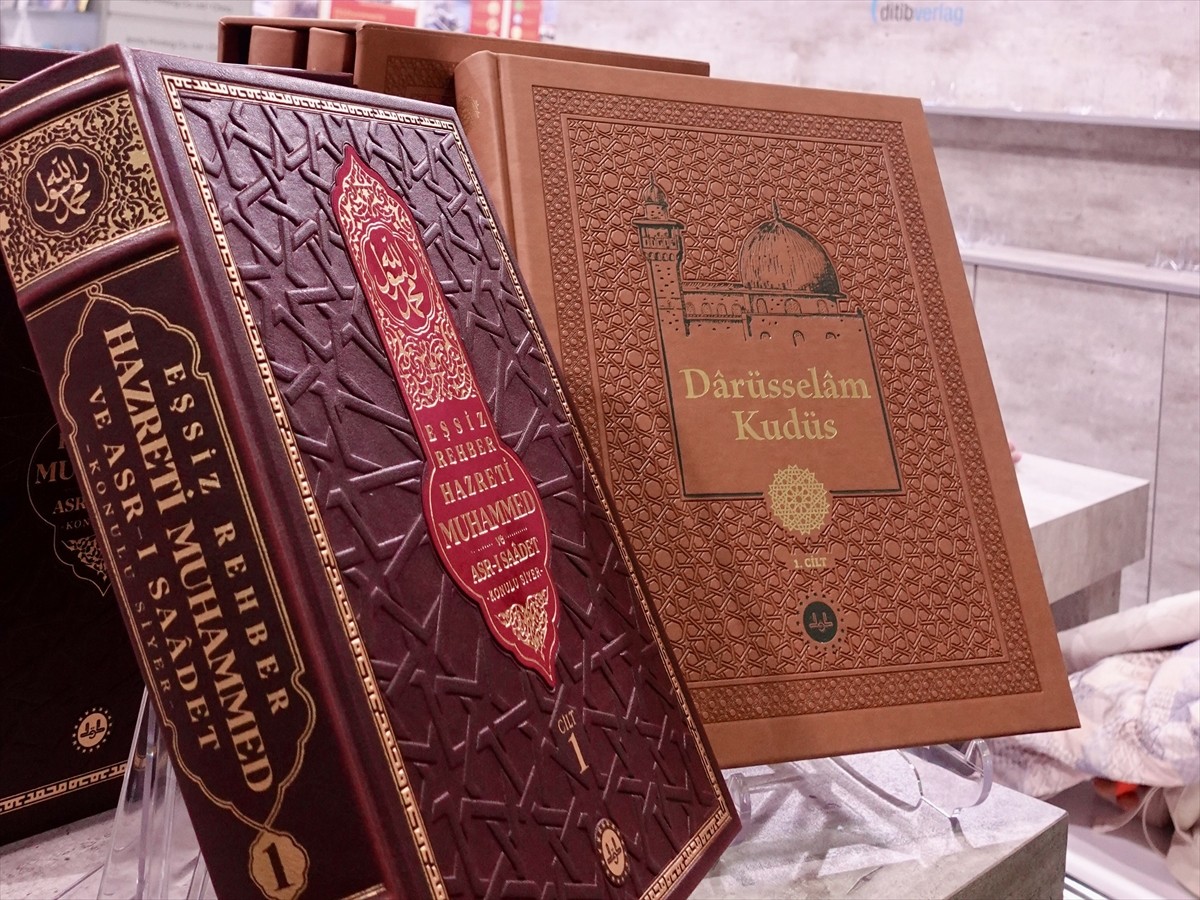 Diyanet İşleri Başkanlığı (DİB) Yayınları, Türkiye Diyanet Vakfı (TDV) Yayınları, Ditibverlag ve...