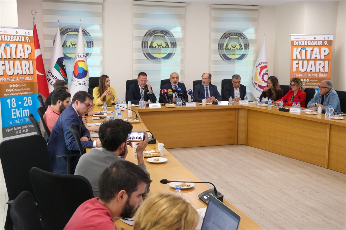 Diyarbakır'da 18-26 Ekim'de gerçekleştirilecek "9. Kitap Fuarı"nın tanıtımı yapıldı. Diyarbakır...
