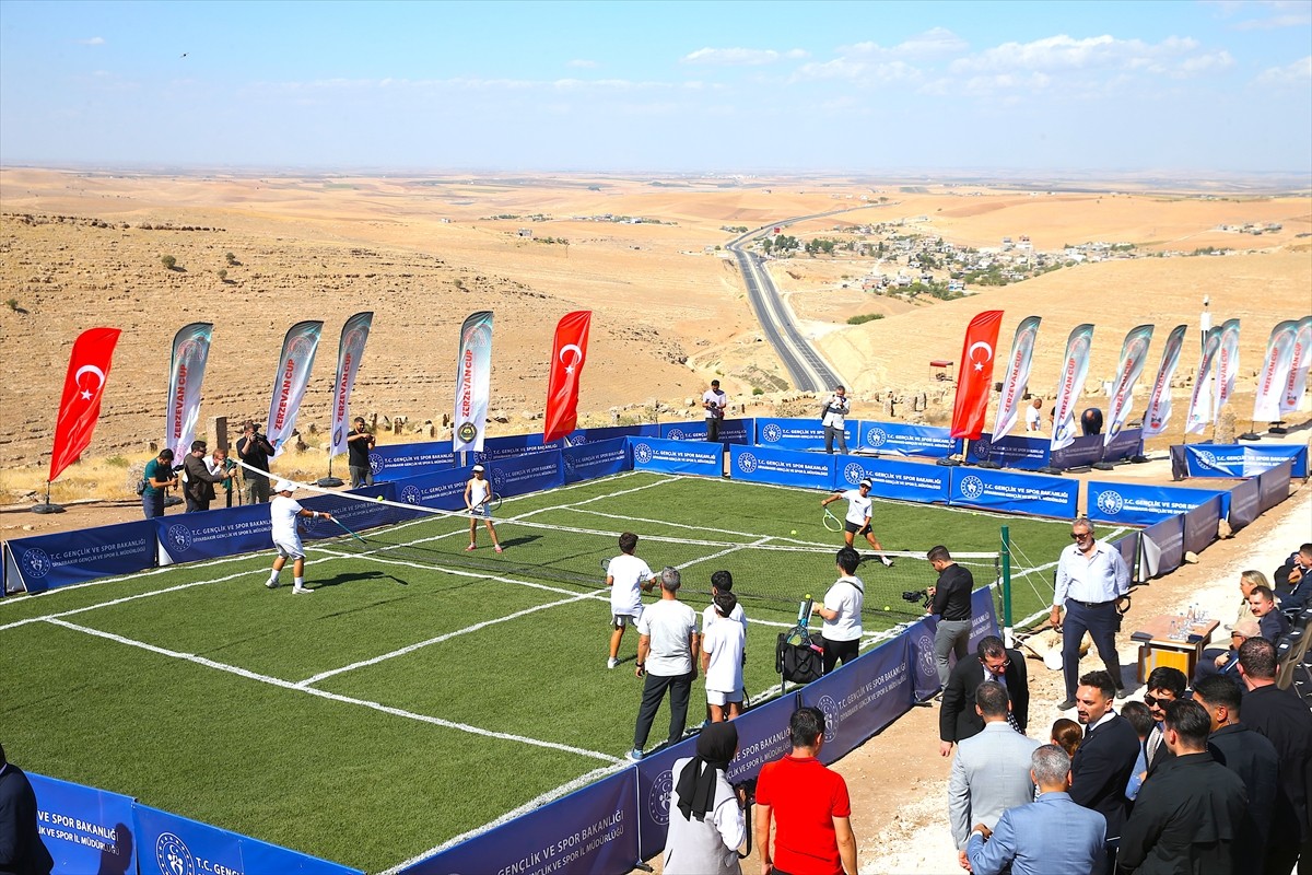 Diyarbakır'ın Çınar ilçesinde bulunan UNESCO Dünya Mirası Geçici Listesi'ndeki tarihi Zerzevan...