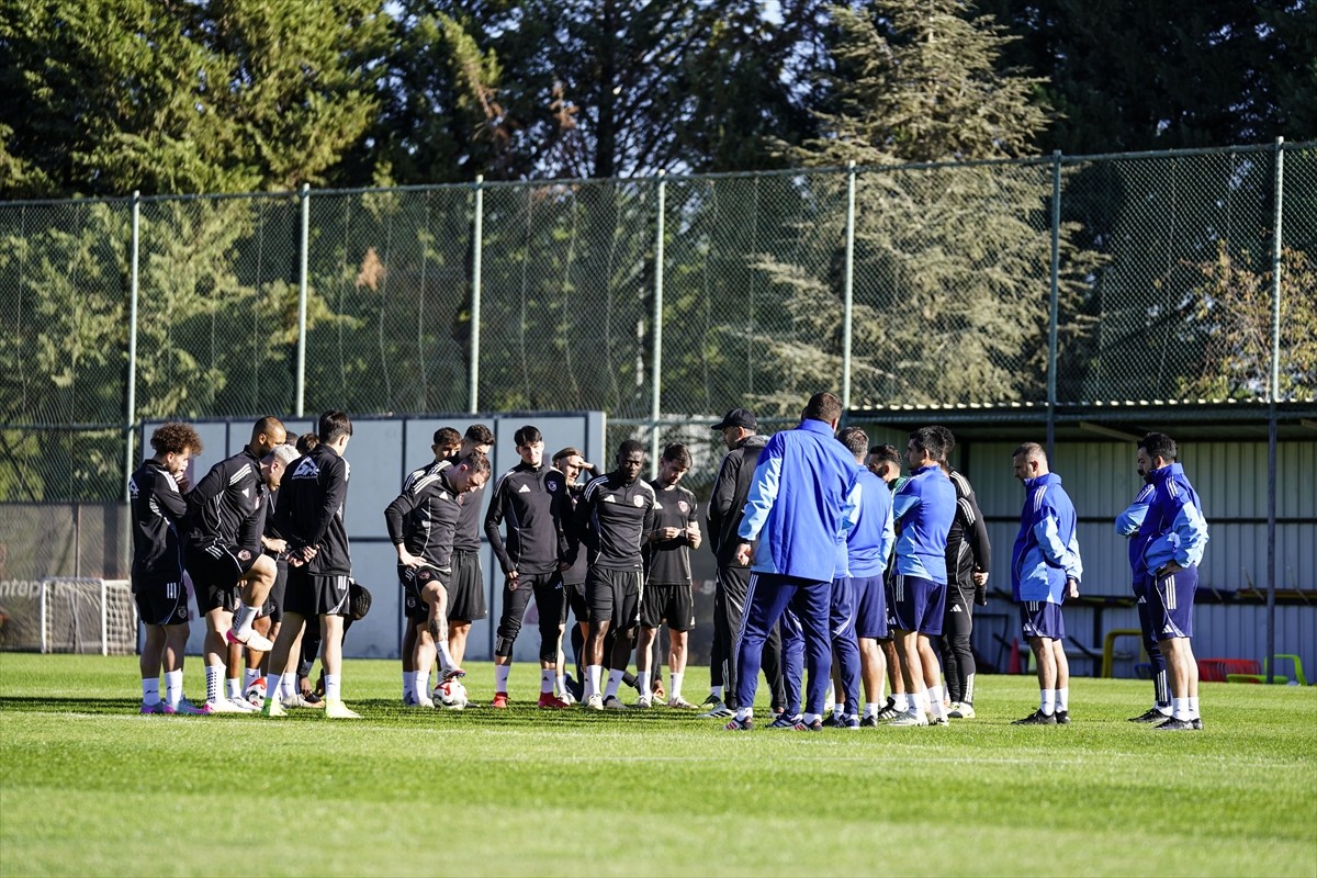 Gaziantep FK, Trendyol Süper Lig'in 9. haftasında 19 Ekim Pazar günü sahasında Hesap.com...