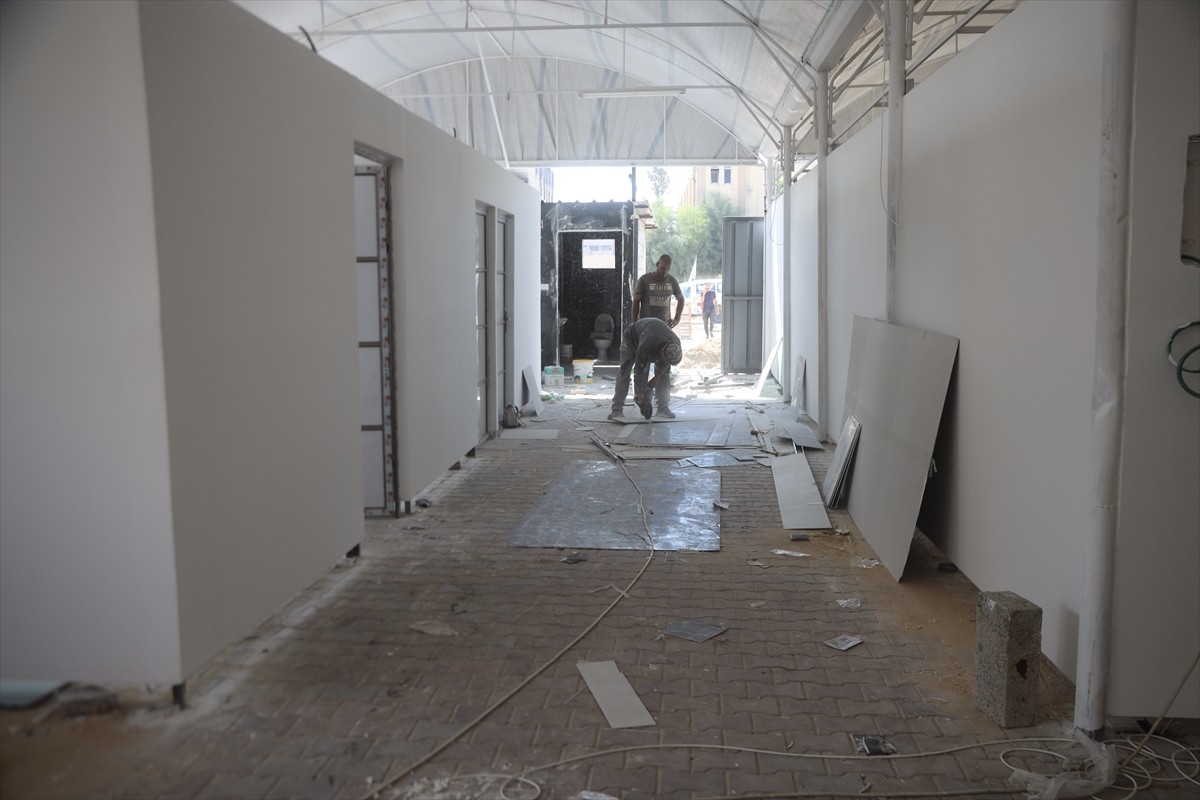 Gazze'deki Filistin Sağlık Bakanlığı, İsrail’in serbest bırakacağı yüzlerce Filistinli esiri...