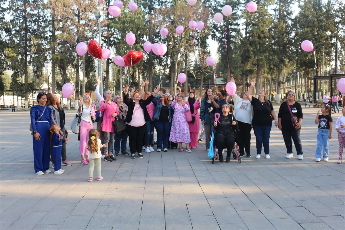 Hatay'da yakalandığı meme kanserini 5 yıllık mücadelesinin ardından yenen 48 yaşındaki Hatice...