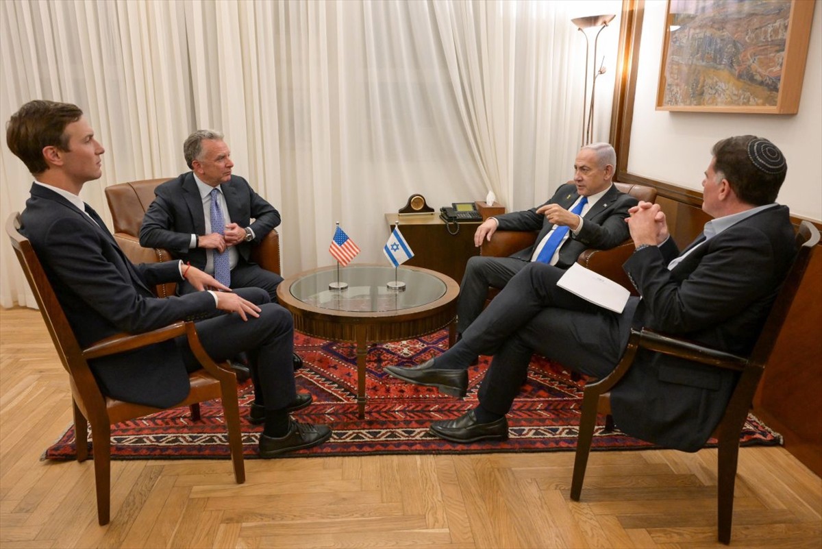 İsrail Başbakanı Binyamin Netanyahu (sağ 2), İsrail'e gelen ABD Başkanı Donald Trump'ın Orta Doğu...