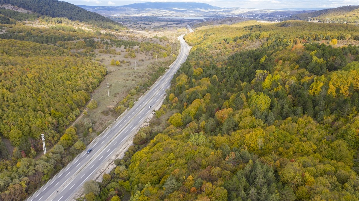İstanbul ve Ankara arasındaki en önemli geçiş güzergahlarından D-100 kara yolunun Yeniçağa...