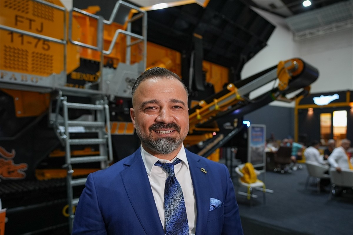 İzmir'in Torbalı ilçesinde, askerlik dönüşü tornacı olarak yeniden işe başlamak istediği tesis...