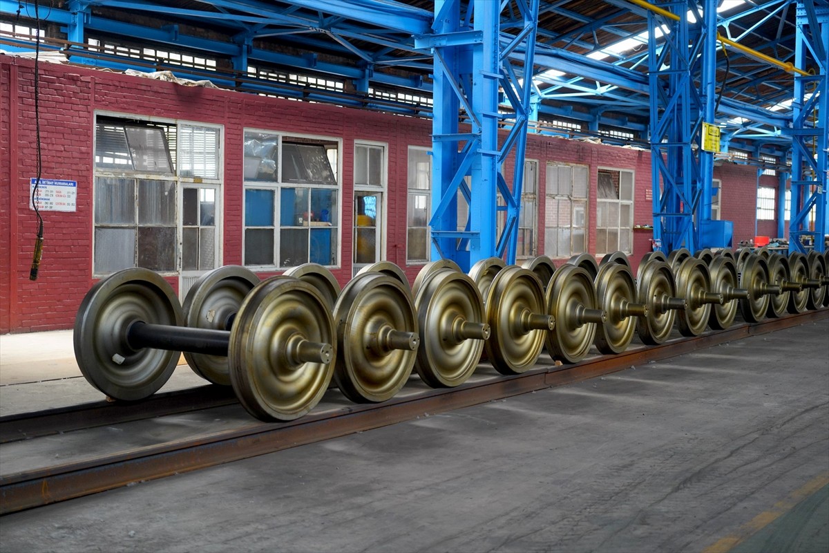 Karabük Demir ve Çelik Fabrikaları (KARDEMİR), 5,7 milyon dolar tutarındaki demir yolu teker seti...