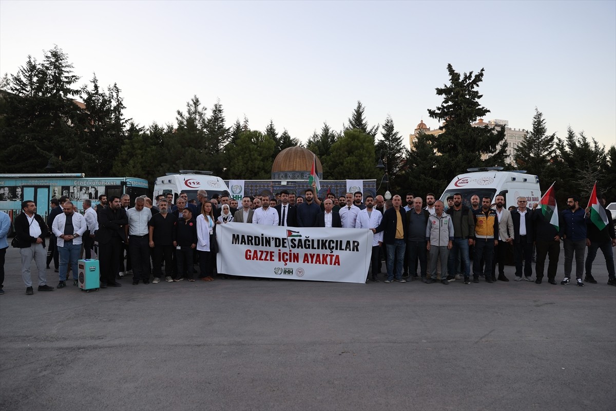Mardin'de İl Sağlık Müdürlüğü ve Mardin İHH İnsani Yardım Derneği öncülüğünde merkez Artuklu...