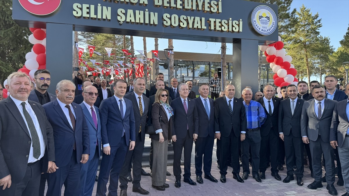 MHP Genel Başkan Yardımcısı Sadir Durmaz, Alaca Belediyesince yapımı tamamlanan Selin Şahin Sosyal...