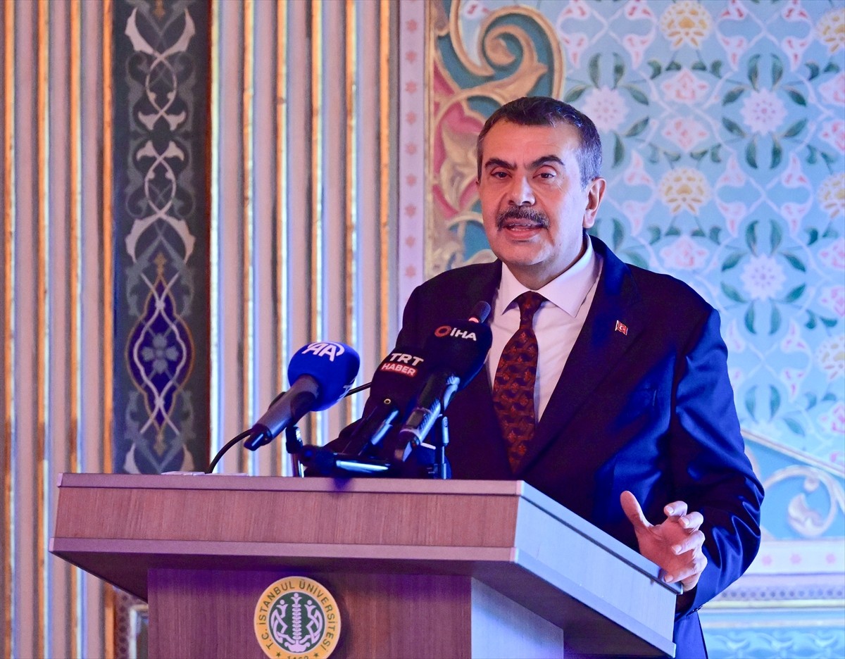 Milli Eğitim Bakanı Yusuf Tekin, İstanbul Üniversitesi'nde, İstanbul Öğretmen Akademileri ve...