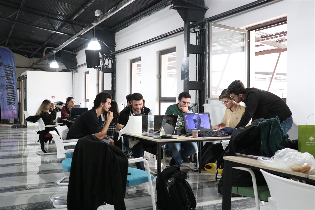 Samsun Üniversitesi, uluslararası hackathon organizasyonlarından biri olan NASA Space Apps...