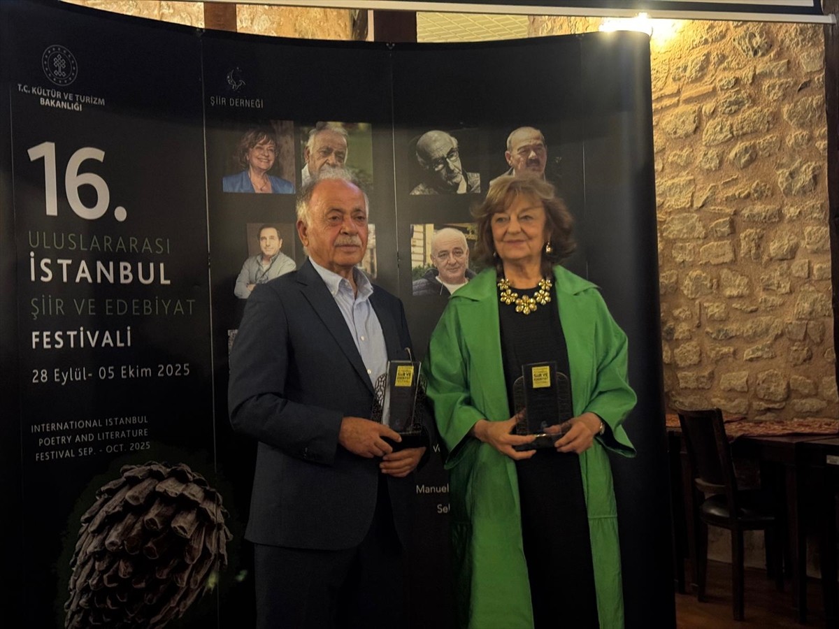 Şiir Derneği tarafından, Kültür ve Turizm Bakanlığının desteğiyle düzenlenen "16. Uluslararası...