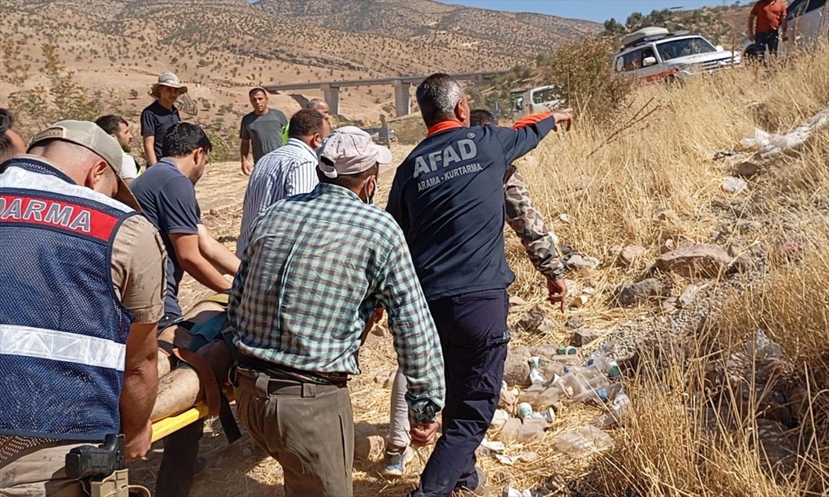 Siirt'in Eruh ilçesinde serinlemek için çaya giren genç boğuldu.