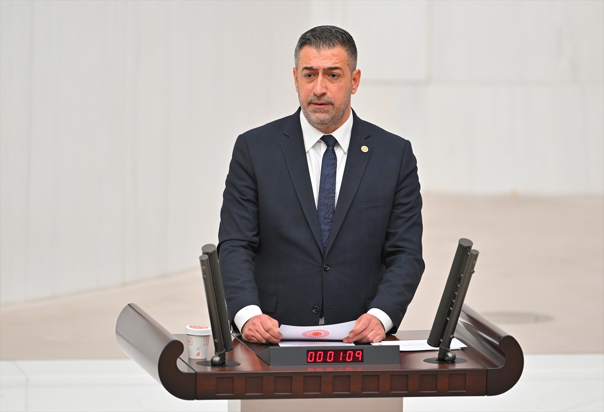 TBMM Genel Kurulu, Meclis Başkanvekili Celal Adan başkanlığında toplandı.