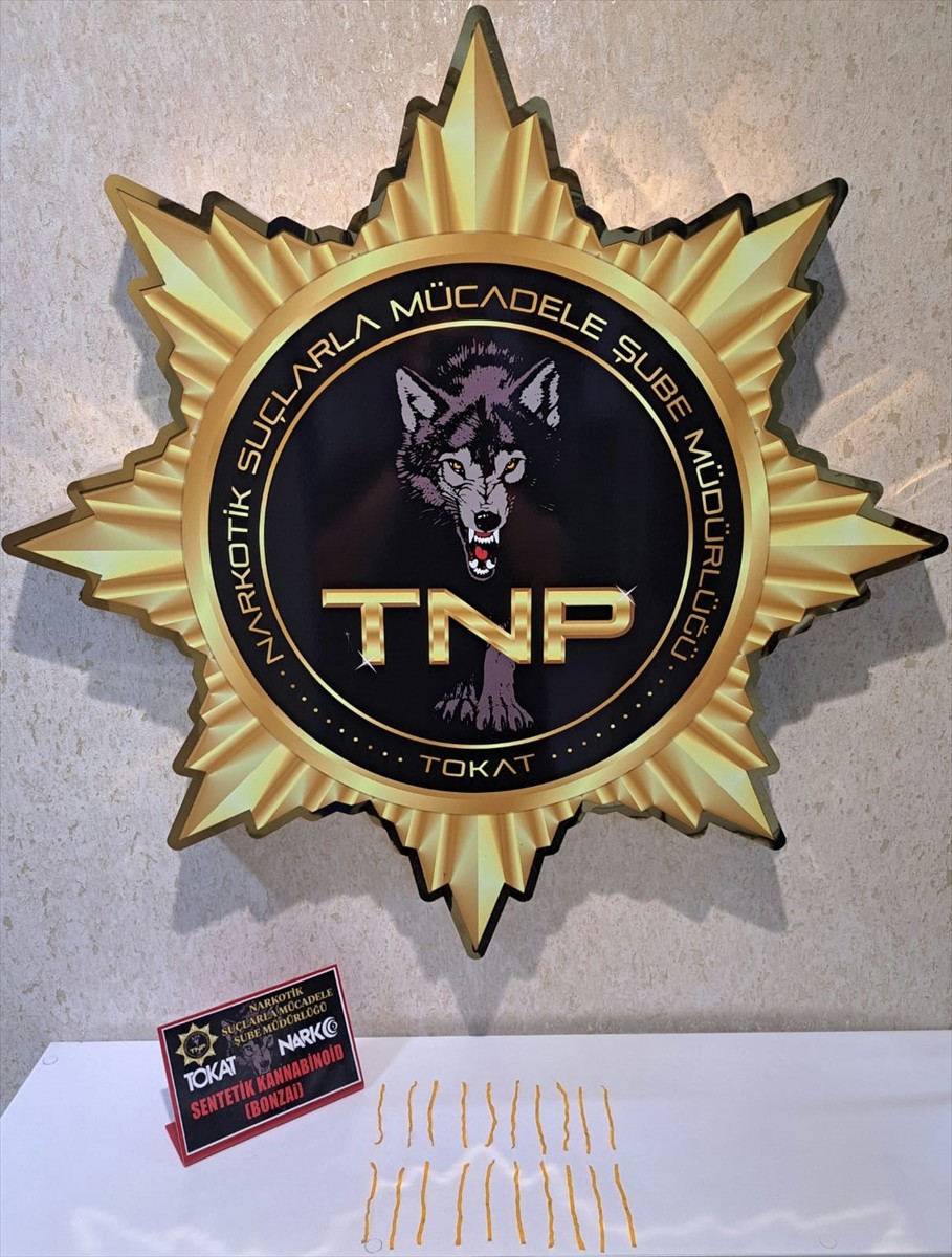 Tokat'ta düzenlenen uyuşturucu operasyonunda gözaltına alınan 2 şüpheliden biri tutuklandı....