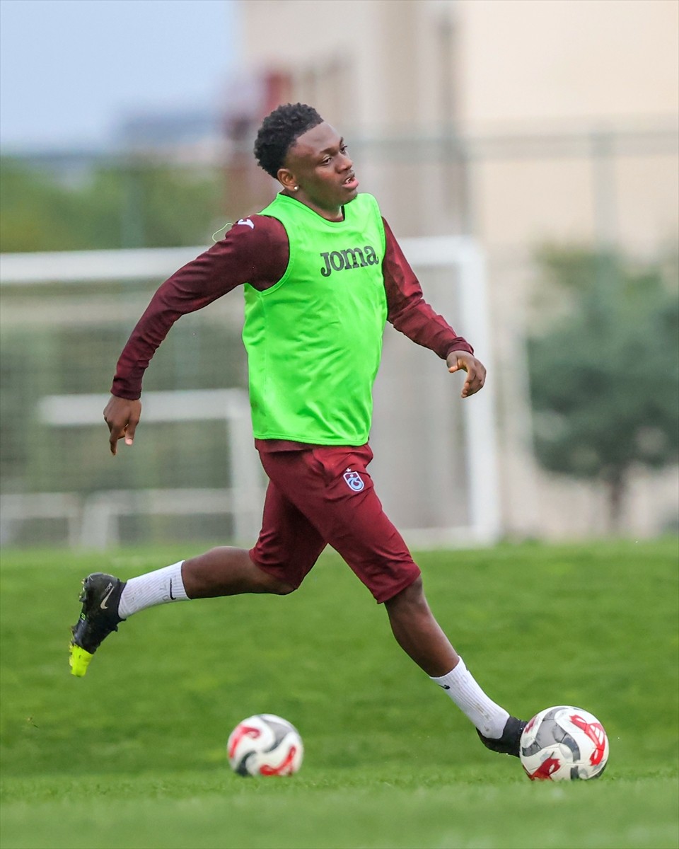 Trabzonspor, Trendyol Süper Lig'in 9. haftasında deplasmanda Çaykur Rizespor ile yapacağı maçın...