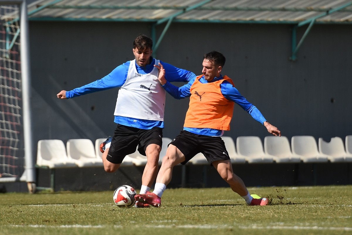 Trendyol 1. Lig'in 10. haftasında sahasında Erzurumspor FK'yi konuk edecek Manisa FK, müsabakanın...