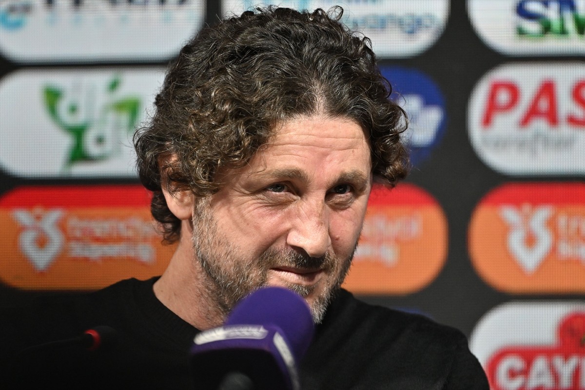 Trendyol Süper Lig'in 9. haftasında Çaykur Rizespor ile Trabzonspor A.Ş, Çaykur Didi Stadı'nda...