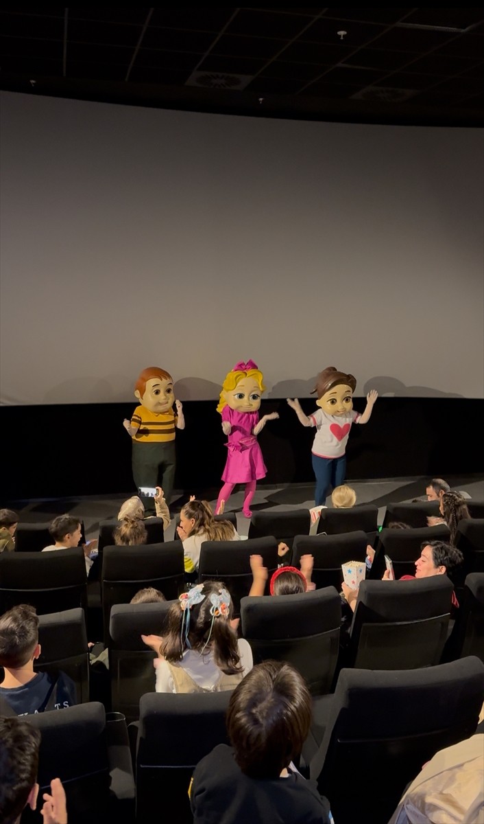 TRT Çocuk'un sevilen kahramanı "Pırıl"ın beyaz perdede izleyiciyle buluşan yeni serüveni "Pırıl:...