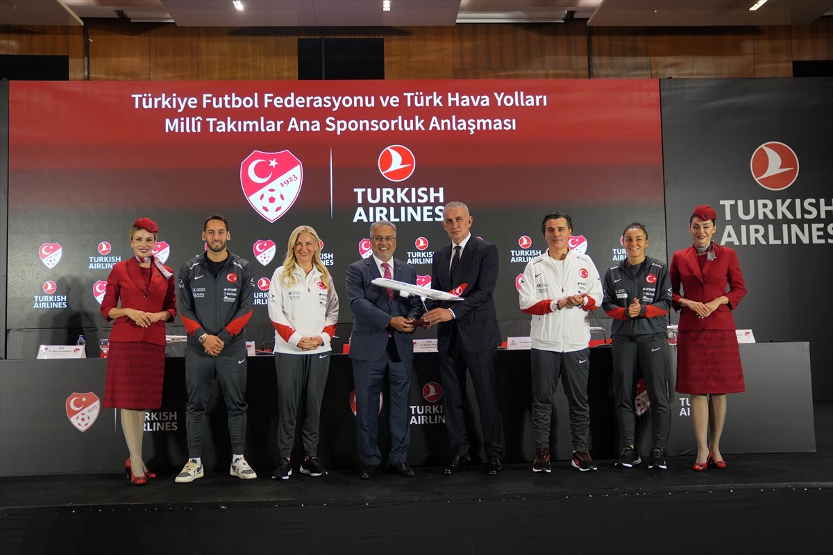 Türkiye Futbol Federasyonu (TFF) ile Türk Hava Yolları (THY) arasındaki milli takımlar ana...