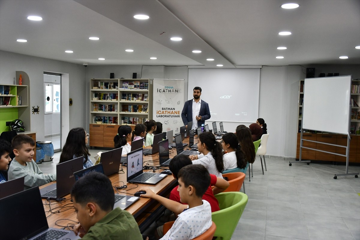 Türkiye Gençlik Vakfı (TÜGVA) tarafından Batman'da kurulan, yazılım, robotik kodlama, endüstriyel...