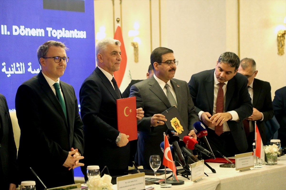 Türkiye ile Irak arasındaki ticari ve ekonomik ilişkilerin geliştirilmesi amacıyla Ekonomi ve...
