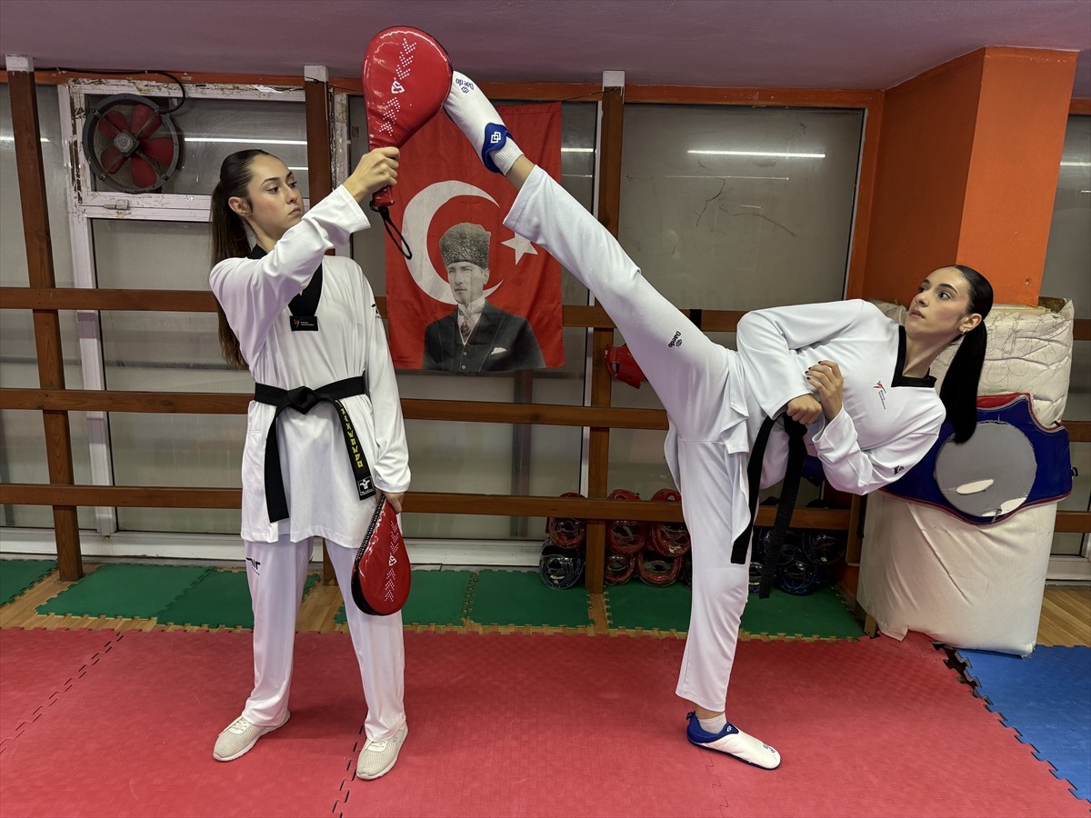 Türkiye şampiyonalarında 3 birinciliği bulunan 18 yaşındaki milli tekvandocu Beyzanur Pehlivan...