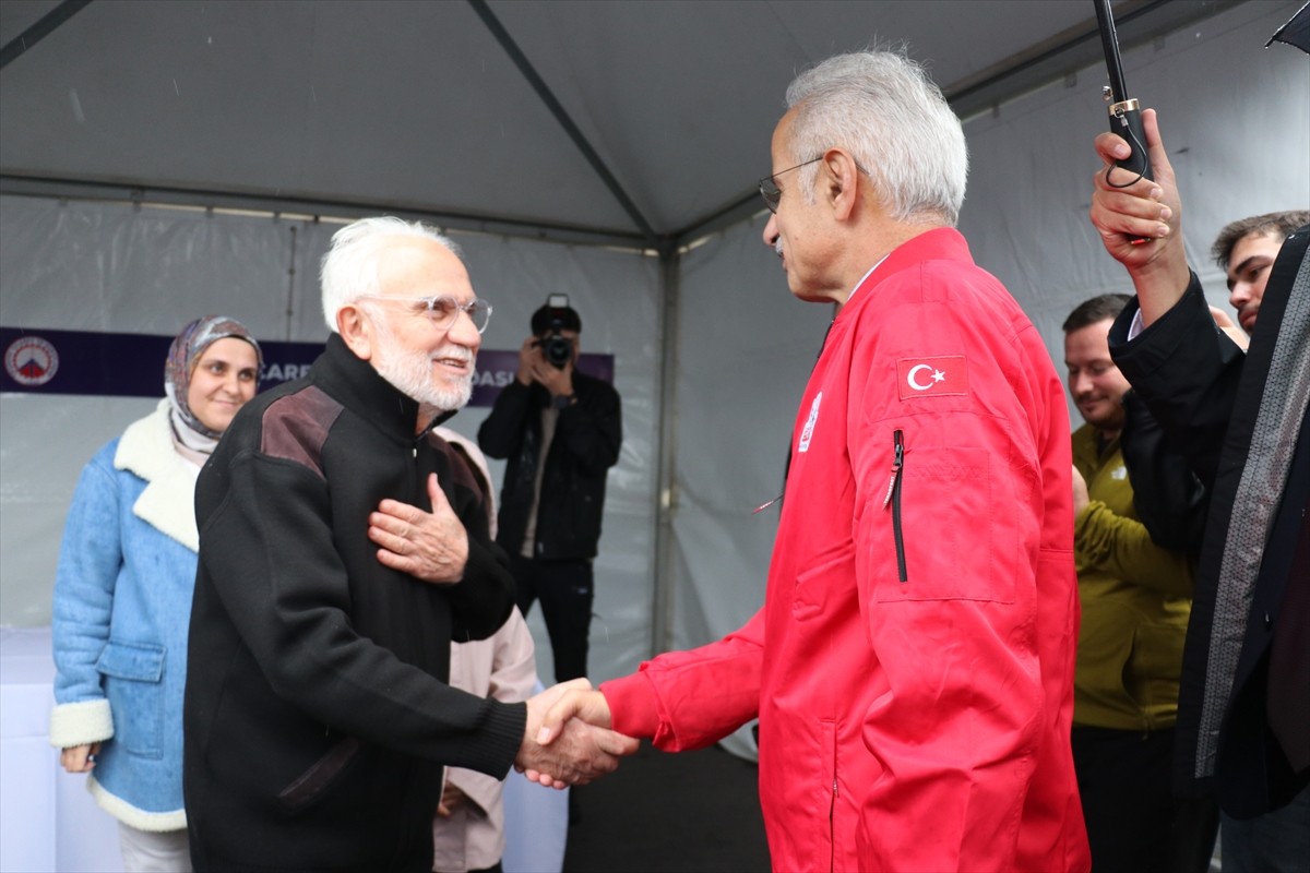Ulaştırma ve Altyapı Bakanı Abdulkadir Uraloğlu, Özdemir Bayraktar Bilim Merkezi'nde...
