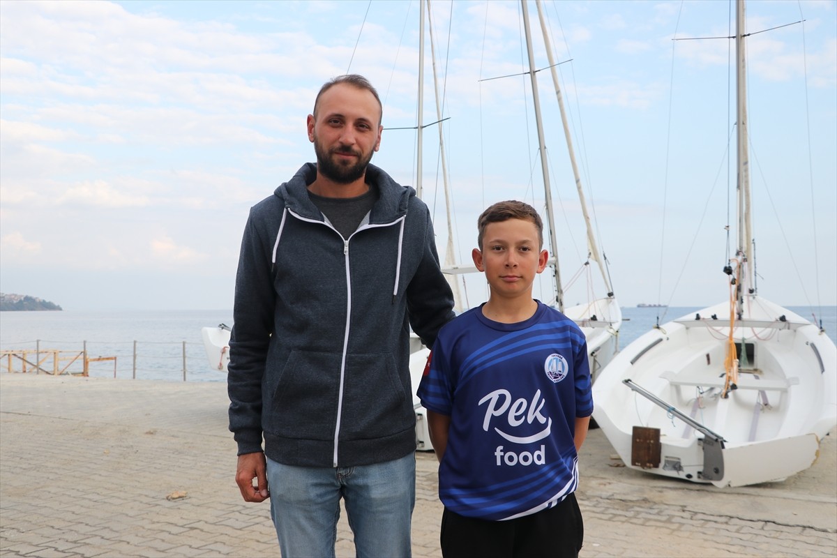 Yelkende Türkiye şampiyonluğu bulunan 11 yaşındaki milli yelkenci Rüzgar Uzel, 53. Balkan...